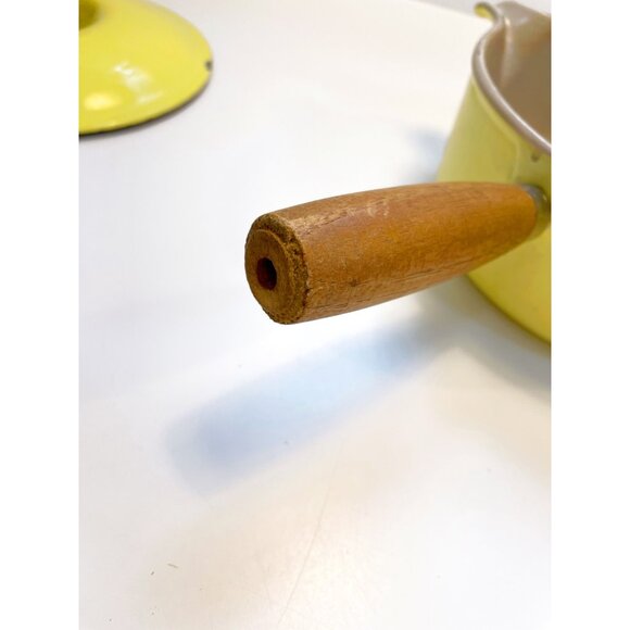 Vintage Le Creuset Wooden Handled Saucepan with Lid - Picture 12 of 12